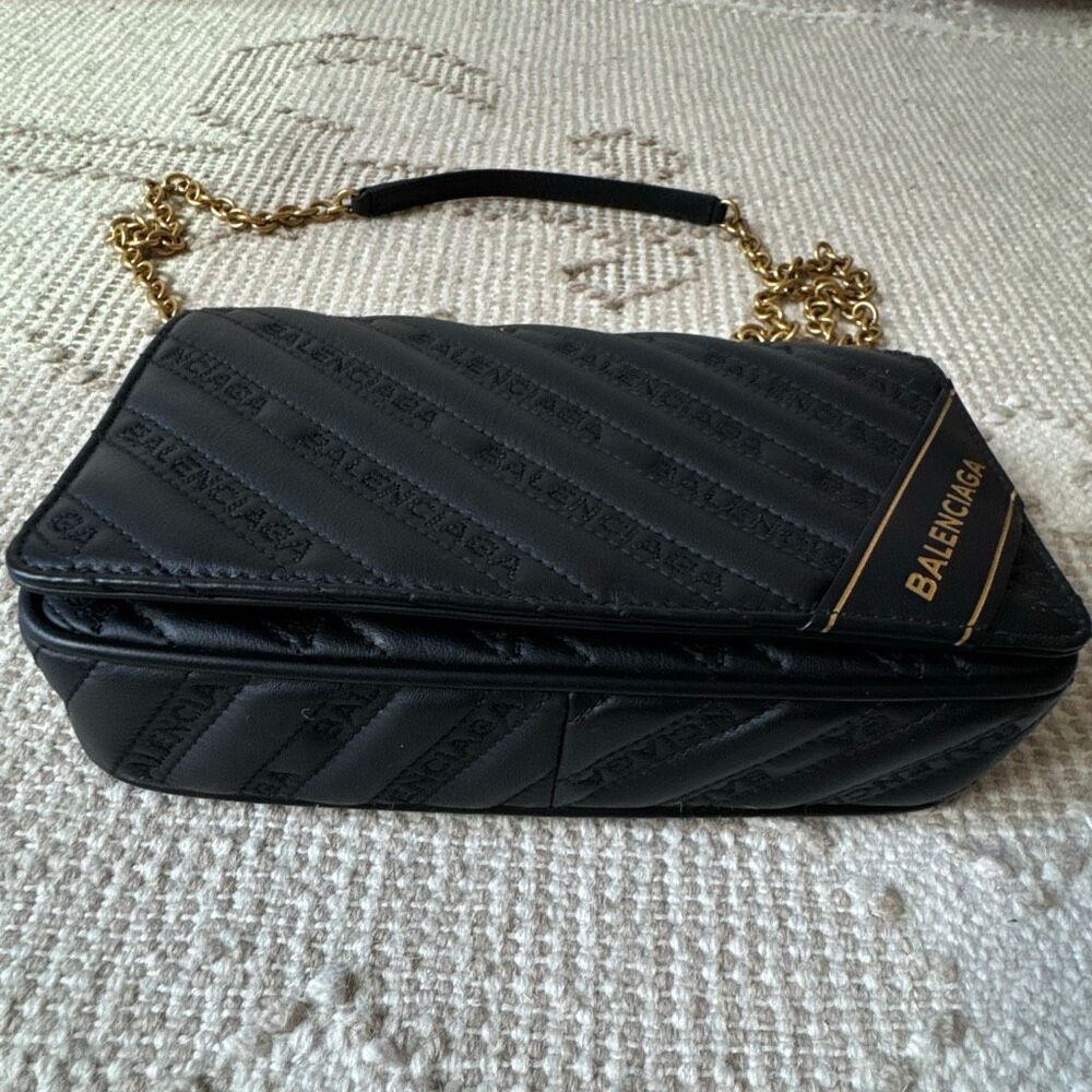 Balenciaga Calfskin Logo Matelasse Chain Strap Blanket Reporter XS Black NWT - Picture 5 of 16